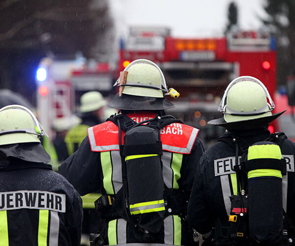 Bad Salzdetfurth: Wohnungsbrand in einem Mehrfamilienhaus