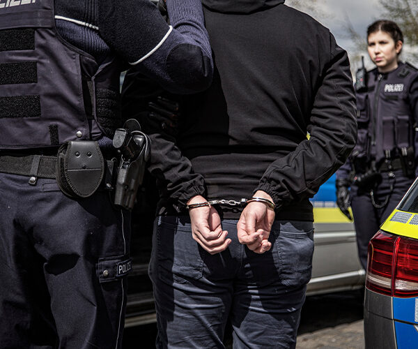Zwei dringend tatverdächtige Männer nach gefährlicher Körperverletzung in Untersuchungshaft