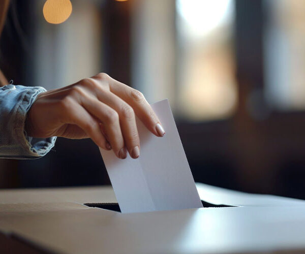 Wahlhelfende gesucht!