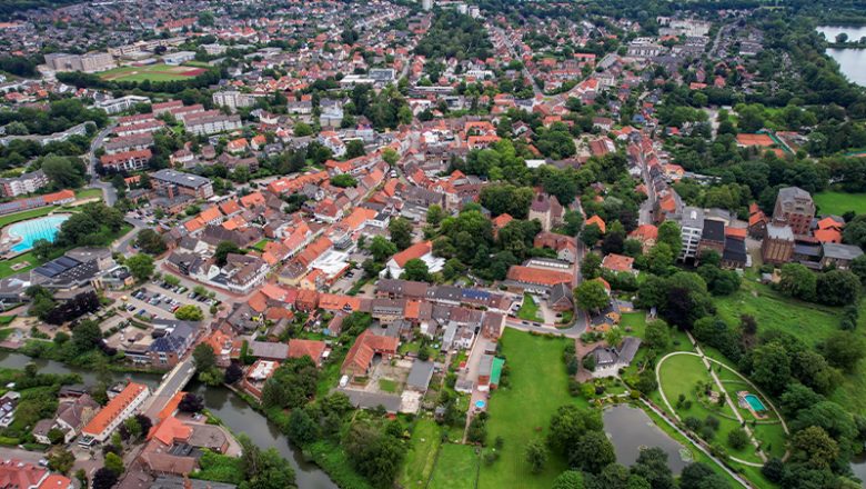 Stadt Sarstedt: Landkreis unterstützt Radwegsanierung nach Hochwasserschäden