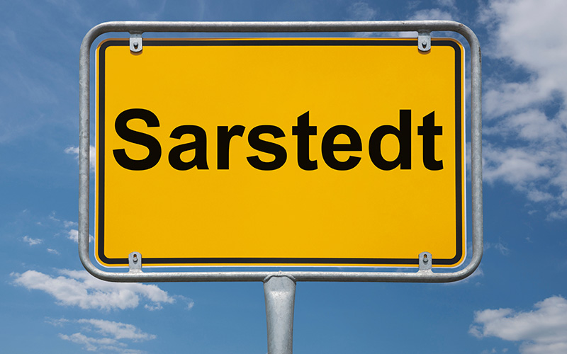 Am 12.06.2025 kam es gegen 18:30 Uhr zu einem tragischen Polizeieinsatz in der Voss-Straße in Sarstedt, der den Einsatz zahlreicher Polizeikräfte erforderte.