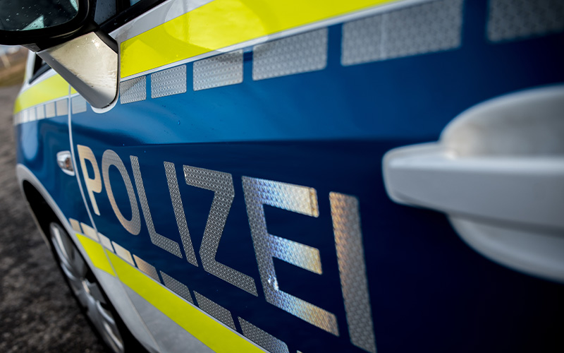 Ein 16-jähriger Jugendlicher aus dem Landkreis Hildesheim wurde am Montagnachmittag, 22.09.2025, am Hildesheimer Bahnhof Opfer eines Raubes.