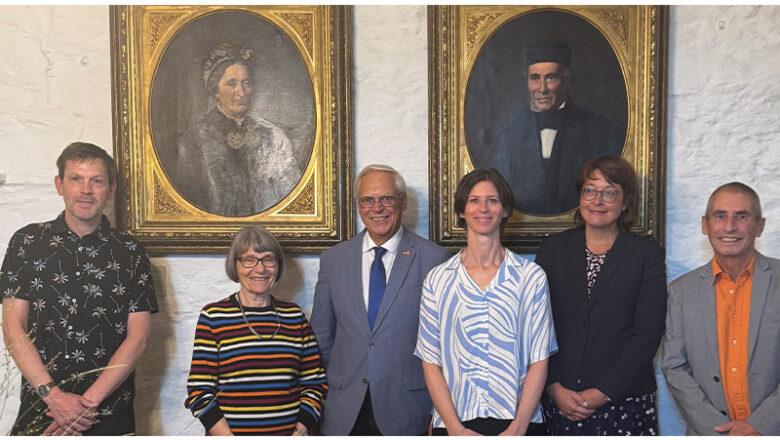 Portraits von Moses Dux und Julie Meyerhof präsentiert