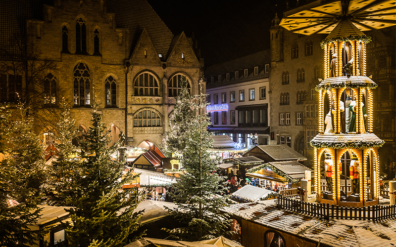 Auch in diesem Jahr verwandelt sich die Hildesheimer Innenstadt zur Adventszeit in ein stimmungsvolles Weihnachtsdorf.