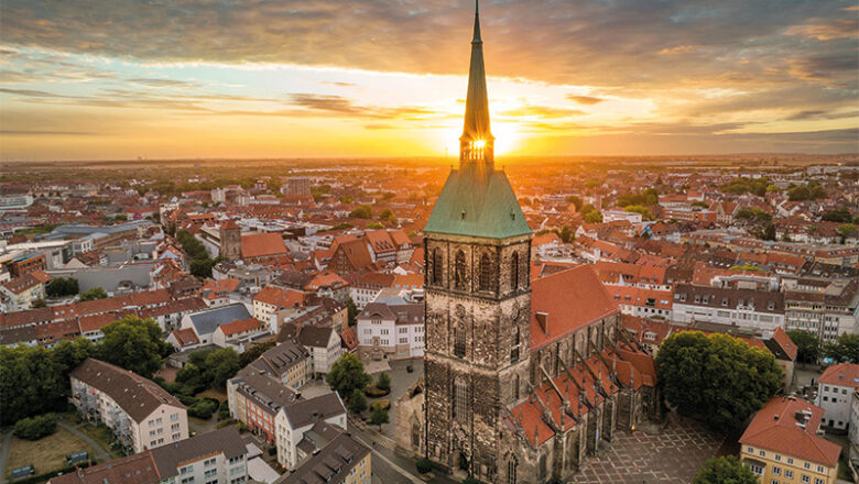 Auf die Stufen, fertig, los! Letzte Plätze für die Andreasturm-Challenge