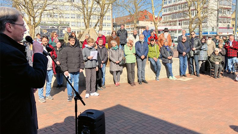 Gegen das Vergessen: 300. Stolperstein verlegt