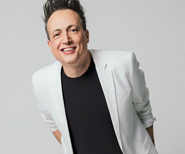 Nostalgie trifft Lachflash: Comedian Olaf Bossi präsentiert sein neues Programm