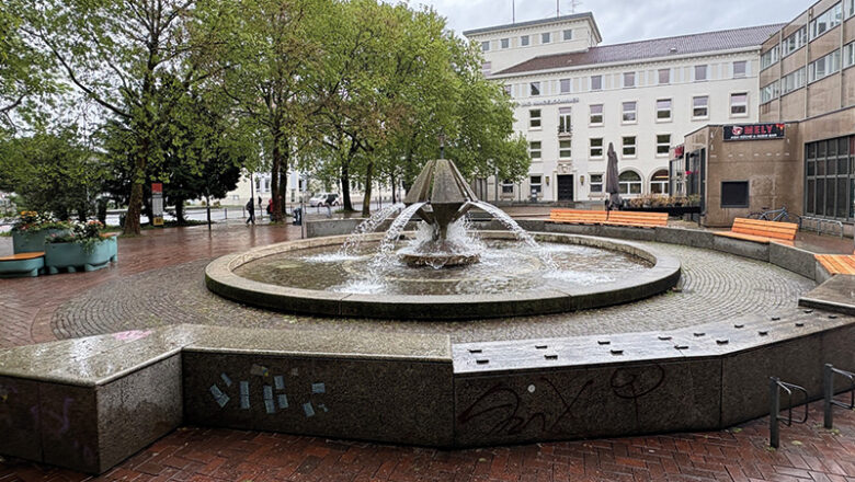 Rosenbrunnen am PvH sprudelt wieder!