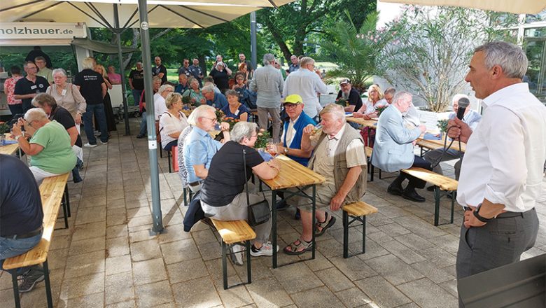 Stadtrat und Stadtverwaltung bedanken sich bei 110 Ehrenamtlichen von Gruppen und Vereine
