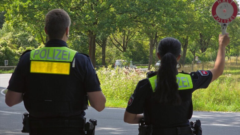 Geschwindigkeitskontrollen am Roten Berg