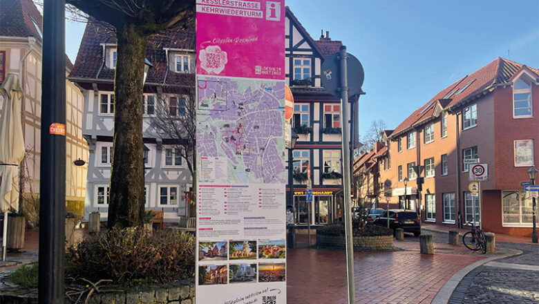 Erneuerte Informationsstelen verbessern Orientierung im Stadtgebiet