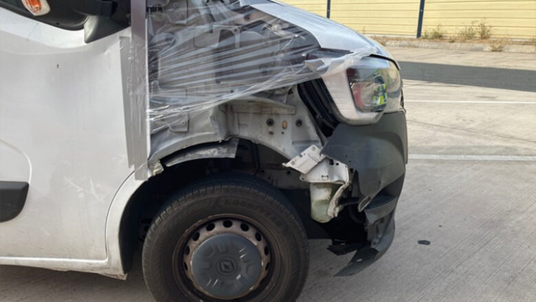 Verkehrsunsicherer Kleintransporter mit gefälschten Spanngurten